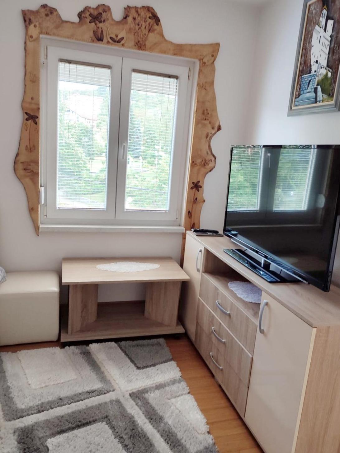 Apartman Lux Sneznik Vrnjačka Banja Esterno foto